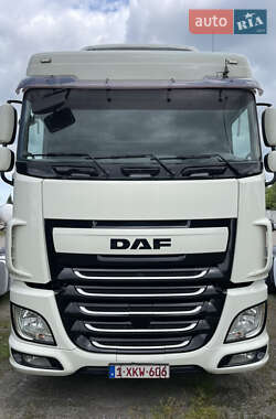 Тягач DAF XF 2015 в 