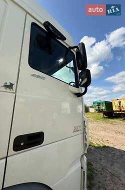 Тягач DAF XF 2014 в 