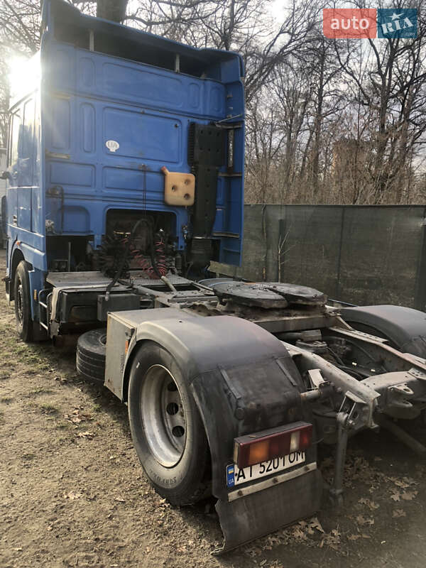 Зерновоз DAF XF 2005 в Ворзелі