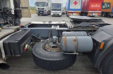 Тягач DAF XF 2001 в 