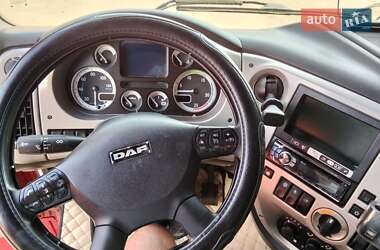 Тягач DAF XF 2011 в 