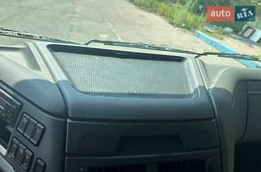 Тягач DAF XF 2016 в 