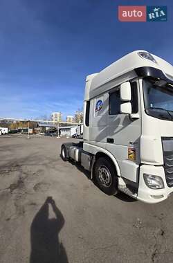 Тягач DAF XF 2017 в Киеве