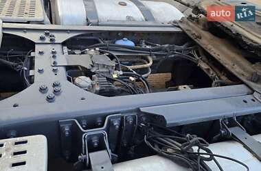 Тягач DAF XF 2014 в 