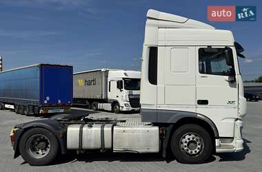 Тягач DAF XF 2015 в 