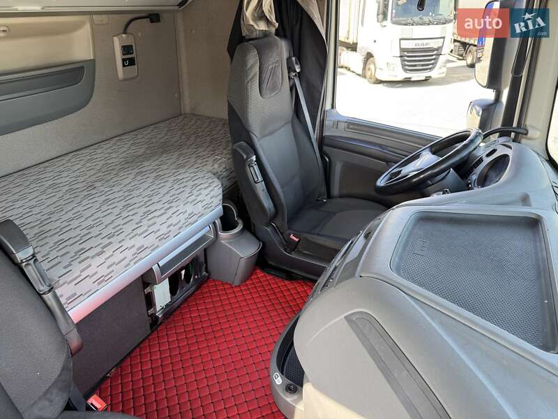 Тягач DAF XF 2015 в Ужгороде