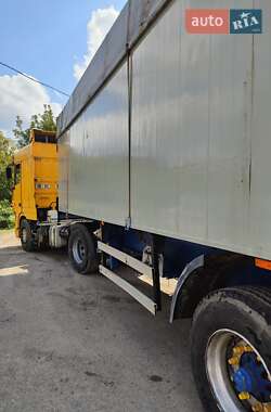 Тягач DAF XF 2005 в 