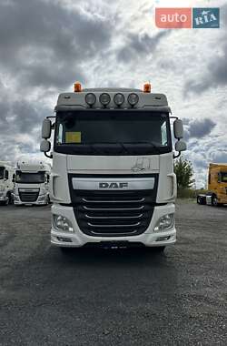 Тягач DAF XF 2016 в 