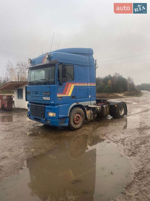 Зерновоз DAF XF 2001 в Дубровиці