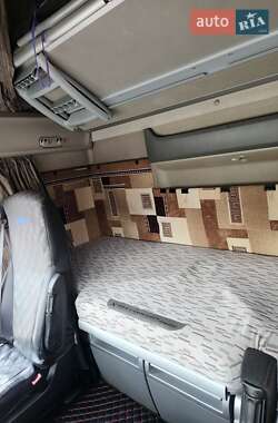 Тягач DAF XF 2014 в Ромнах
