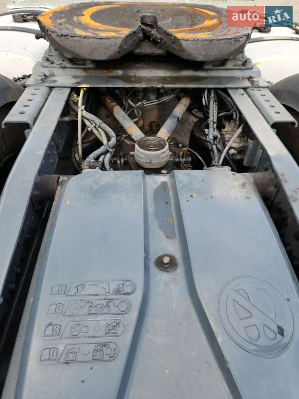 Тягач DAF XF 2014 в Ромнах