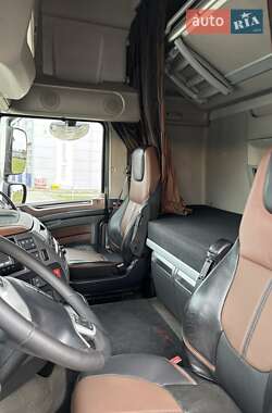 Тягач DAF XF 2018 в Львове
