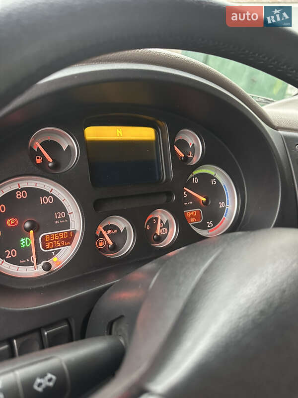 Тягач DAF XF 2014 в Киеве