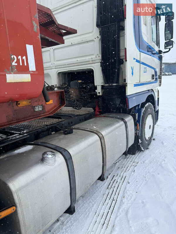 Тягач DAF XF 1999 в Староконстантинове