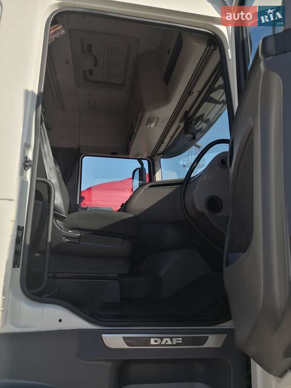 Тягач DAF XF 2018 в Кам'янському