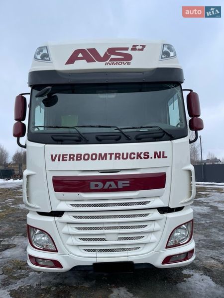 Тягач DAF XF 2016 в Ровно