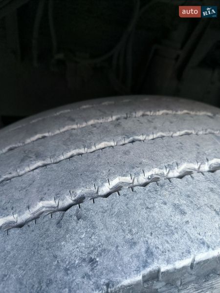 Тентований DAF XF 2004 в Кам'янському