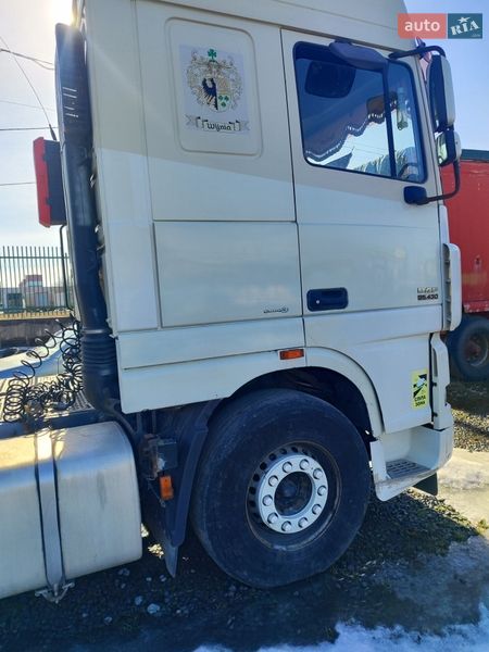 Тягач DAF XF 2003 в Каменец-Подольском