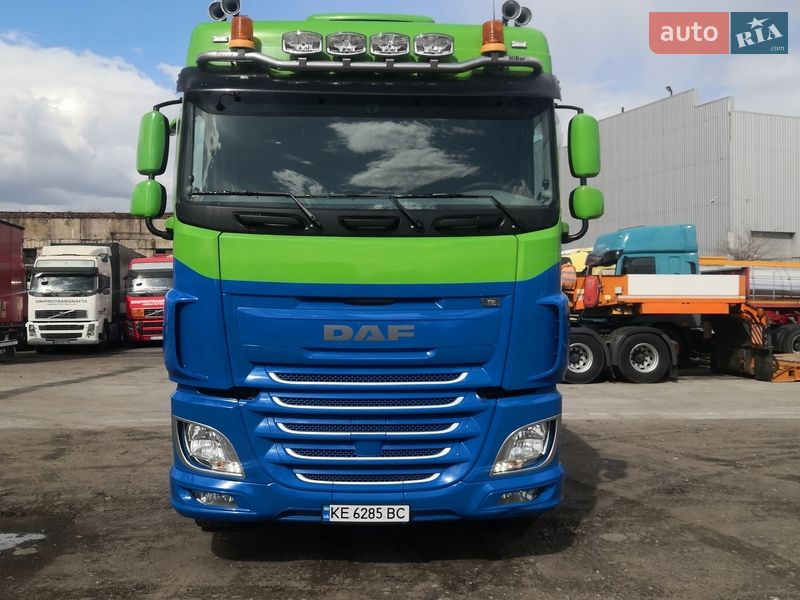Тягач DAF XF 2017 в Кам'янському