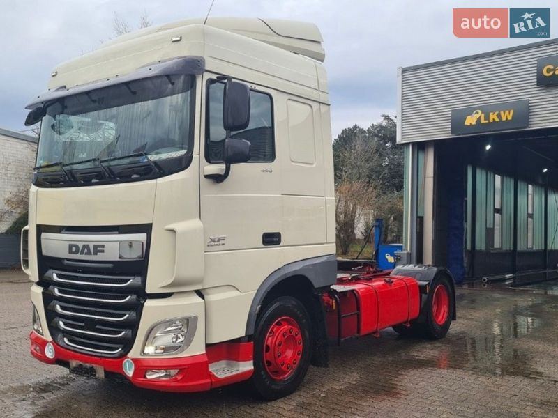 Тягач DAF XF 2015 в Киеве