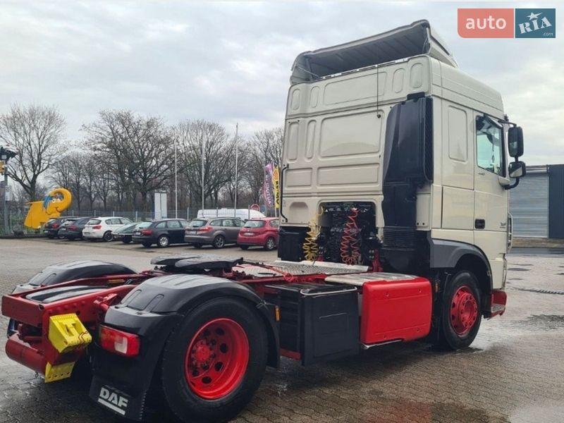 Тягач DAF XF 2015 в Киеве