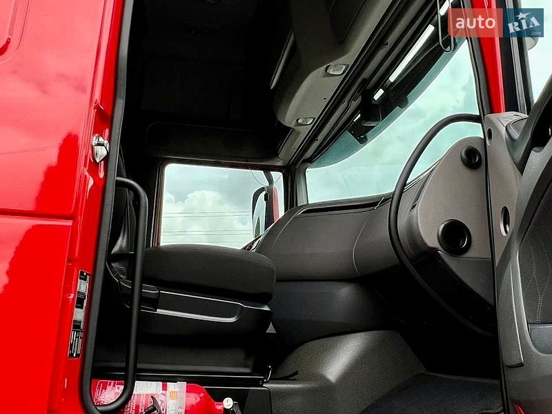 Тягач DAF XF 2020 в Дубно