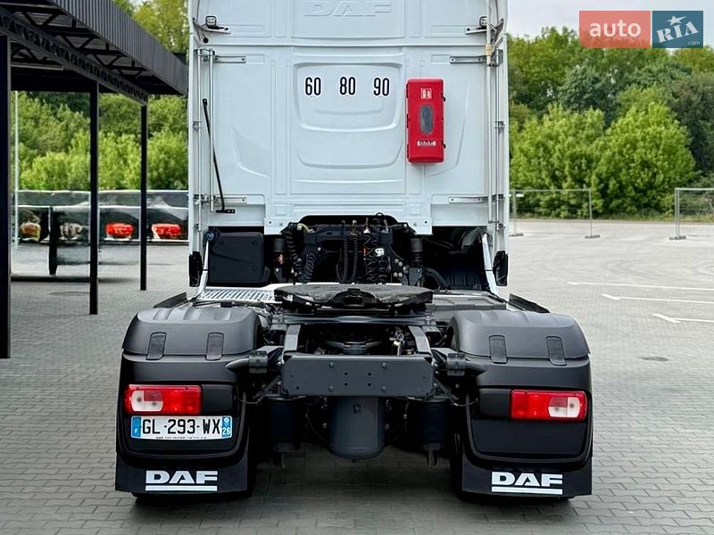 Тягач DAF XF 2023 в Дубні