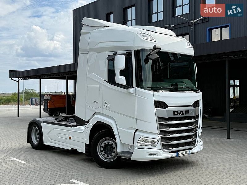 Тягач DAF XF 2023 в Дубні