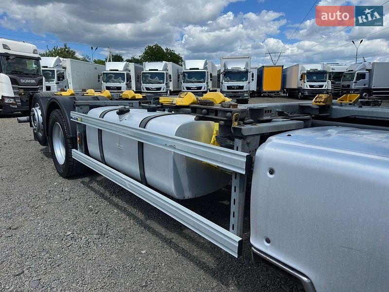 Контейнеровоз DAF XF 2021 в Луцьку
