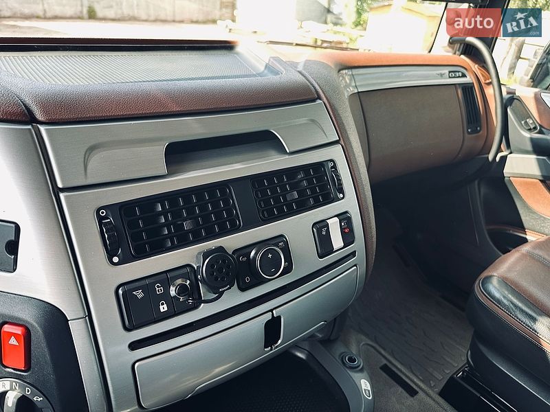 Тягач DAF XF 2018 в Києві