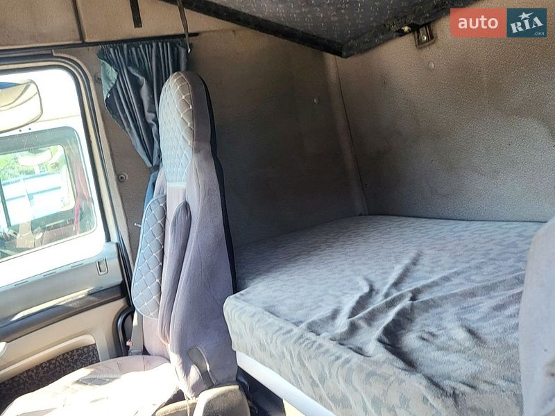 Тягач DAF XF 2007 в Лохвице