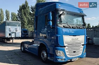 Тягач DAF XF 2015 в Киеве Тягач DAF XF 2015 в Киеве