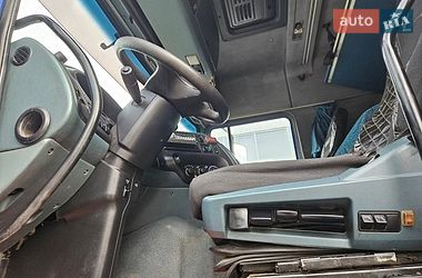 Тягач DAF XF 2004 в Львове