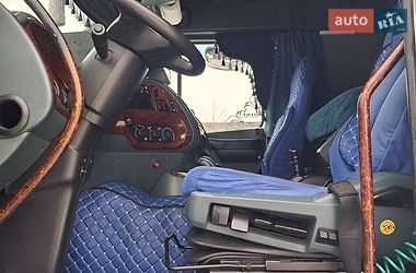 Тентованый DAF XS47 2004 в Павлограде