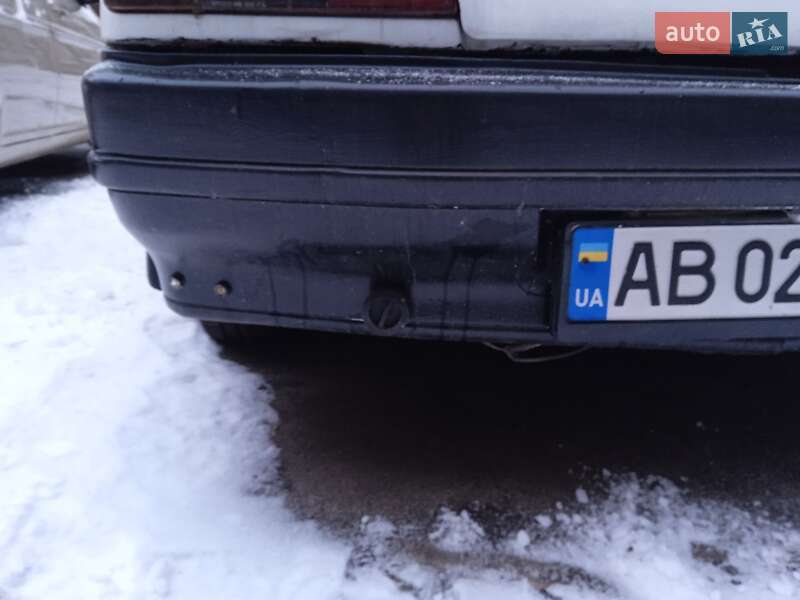 Седан Daihatsu Applause 1991 в Шептицькому