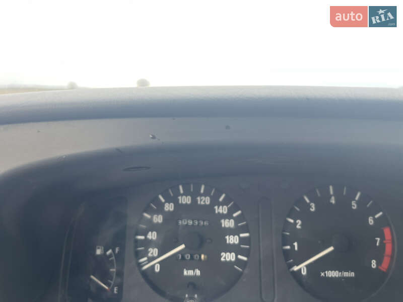 Ліфтбек Daihatsu Applause 1999 в Немовичах
