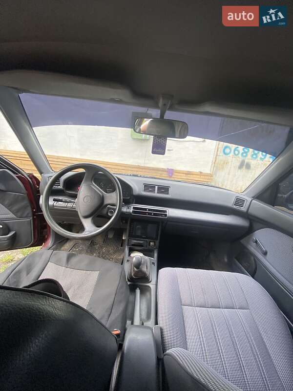 Ліфтбек Daihatsu Applause 1991 в Надвірній