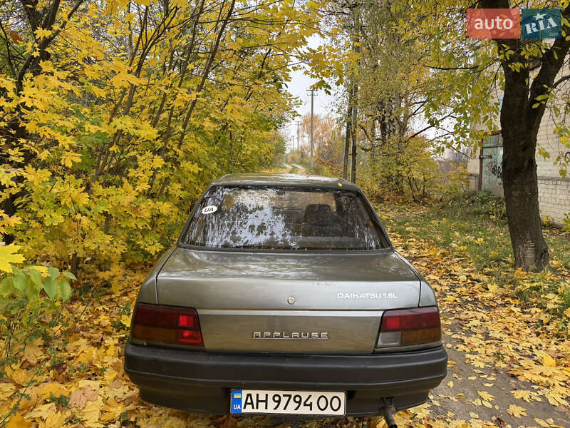 Лифтбек Daihatsu Applause 1991 в Киеве