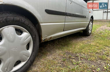 Хэтчбек Daihatsu Cuore 2003 в 