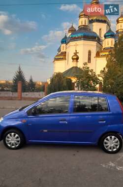 Хэтчбек Daihatsu Cuore 2004 в 