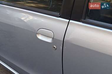 Хэтчбек Daihatsu Cuore 2010 в 