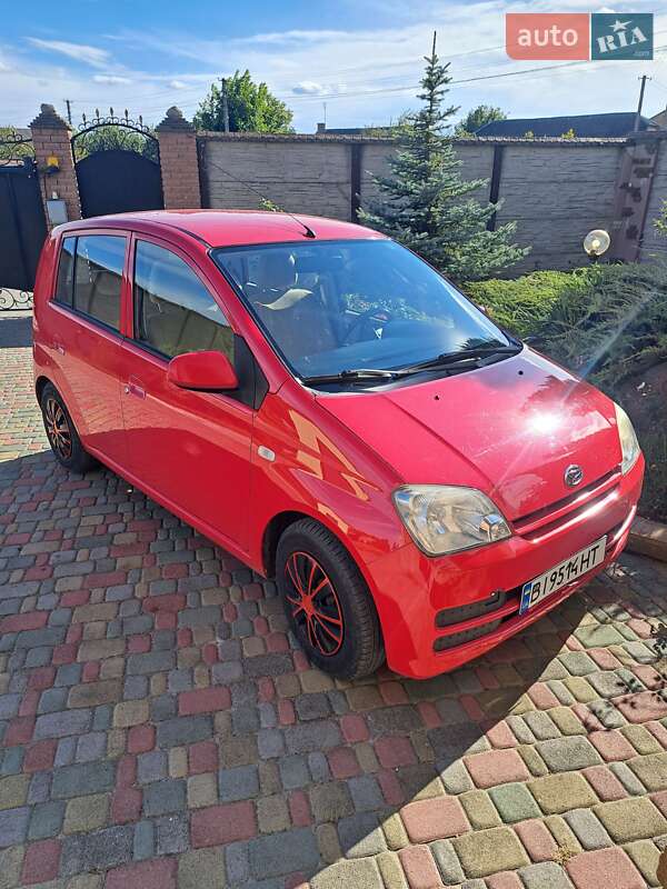 Хетчбек Daihatsu Cuore 2006 в Лубнах