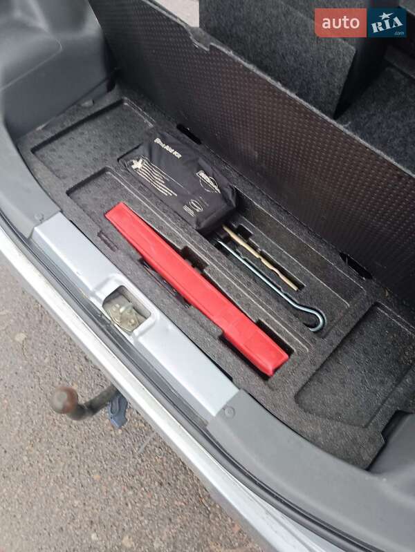 Хэтчбек Daihatsu Cuore 2008 в Белой Церкви