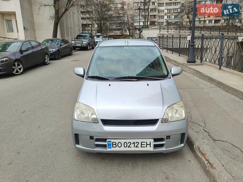 Хэтчбек Daihatsu Cuore 2006 в Киеве