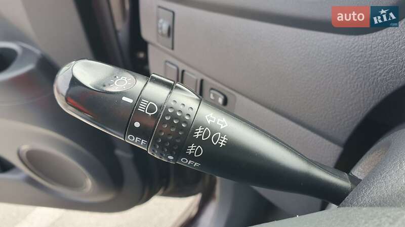 Хетчбек Daihatsu Materia 2007 в Києві