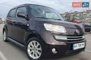 Хетчбек Daihatsu Materia 2007 в Києві