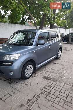 Хетчбек Daihatsu Materia 2009 в Рівному