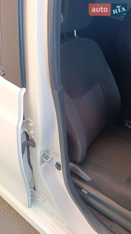 Хетчбек Daihatsu Materia 2009 в Подільську фото 18 Хетчбек Daihatsu Materia 2009 в Подільську