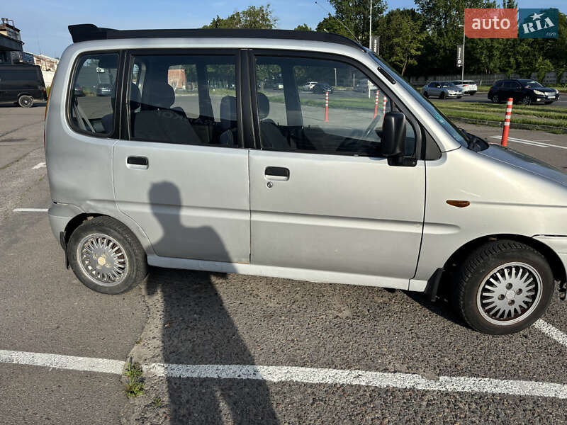 Мікровен Daihatsu Move 2000 в Львові
