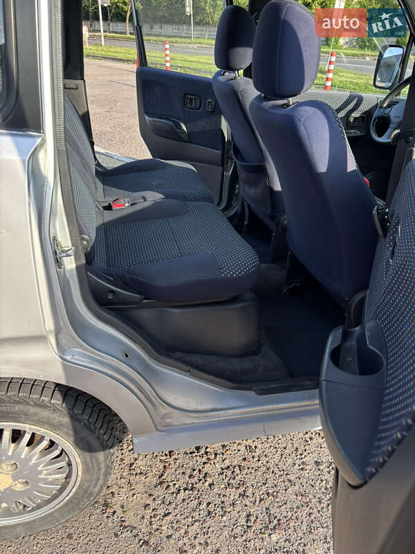 Мікровен Daihatsu Move 2000 в Львові